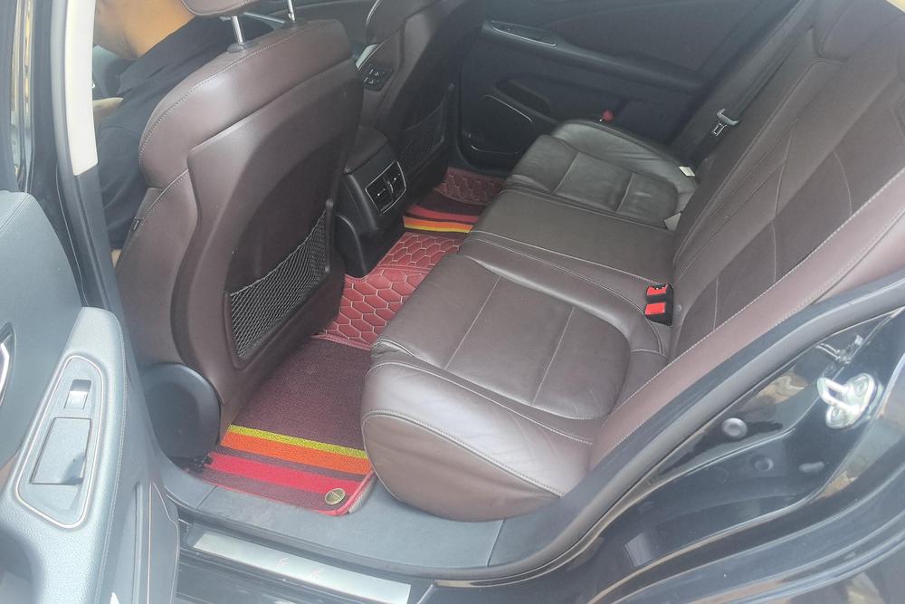 Hongqi H7, фото 15