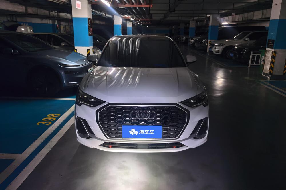 Audi Q3 Sportback, фото 2