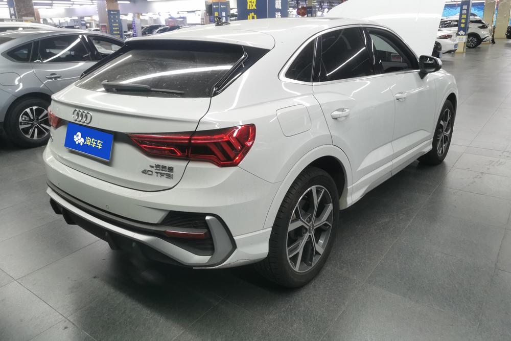 Audi Q3 Sportback, фото 3
