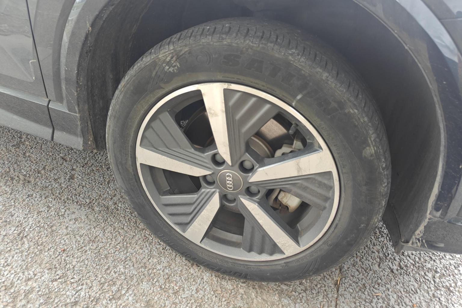 Audi Q2L e-tron 2019 chun dian zhi xiang xing