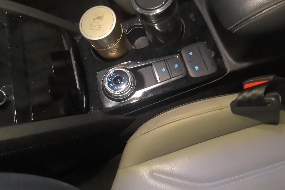 Ford Escape, фото 10