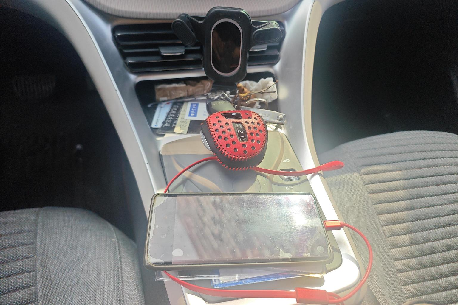 BYD Song Pro DM 2024 DM-i rong yao ban 71km ling hang xing