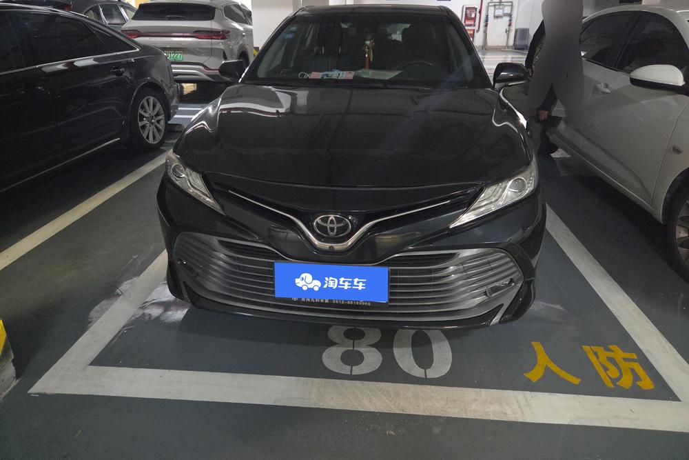Toyota Camry, фото 2