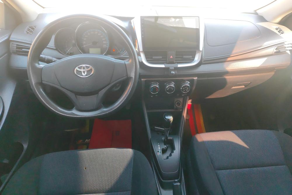 Toyota Yaris L Sedan, фото 12