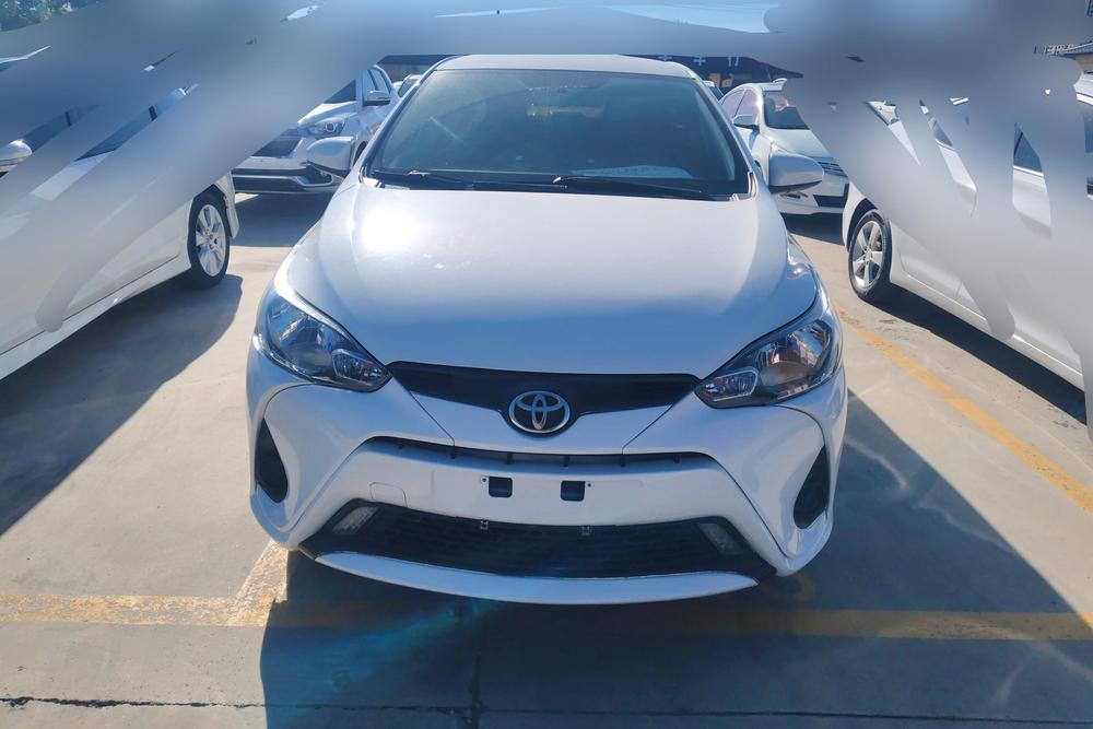 Toyota Yaris L Sedan, фото 2