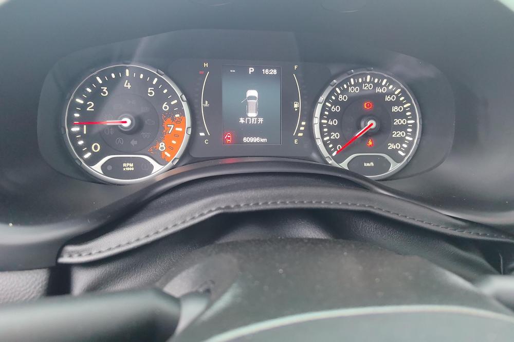 Jeep Renegade, фото 15