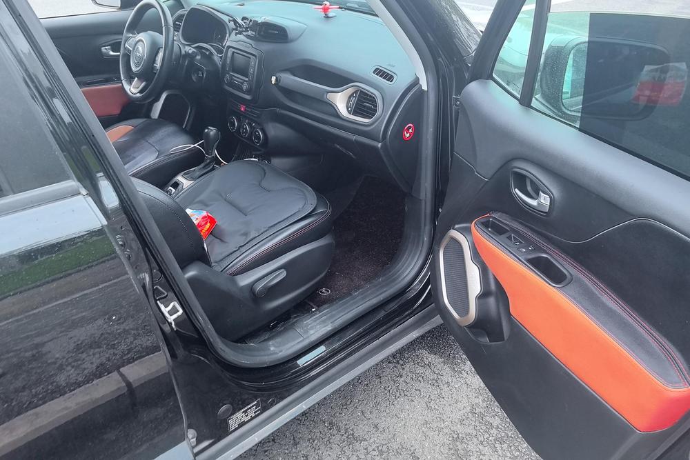 Jeep Renegade, фото 13