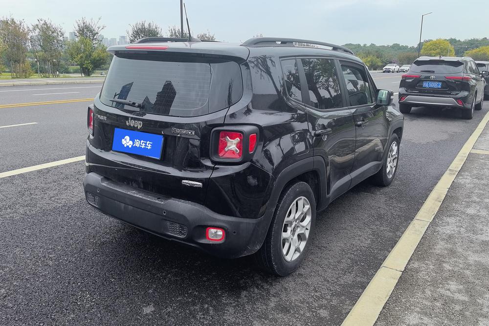 Jeep Renegade, фото 3