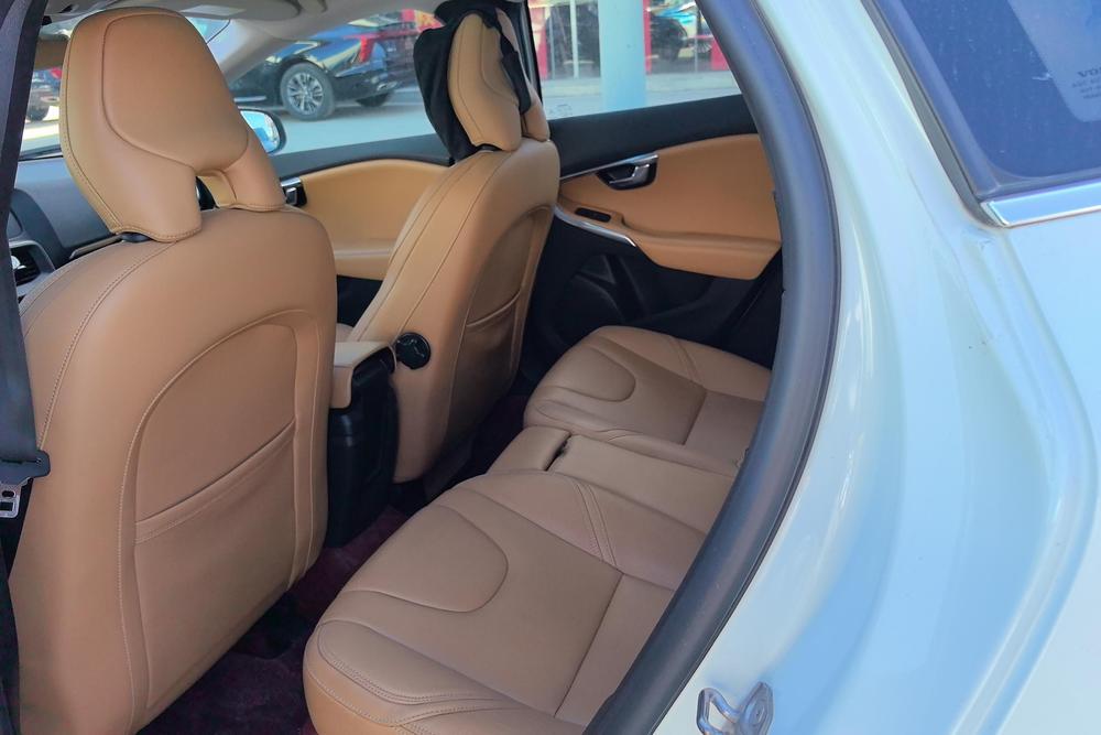 Volvo V40, фото 16