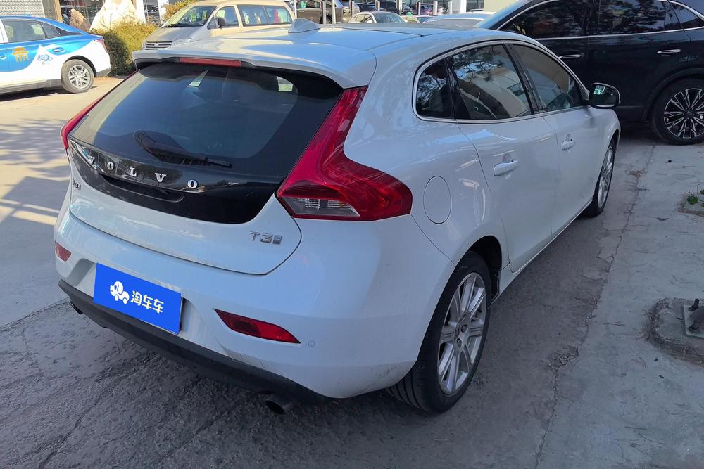 Volvo V40, фото 3