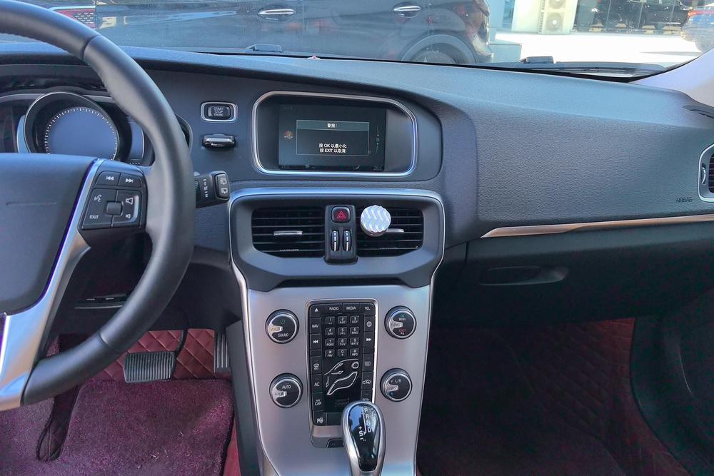 Volvo V40, фото 9
