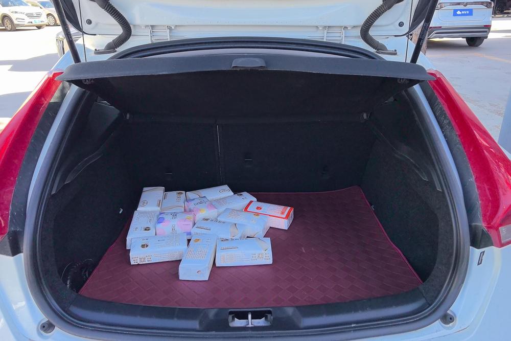 Volvo V40, фото 17