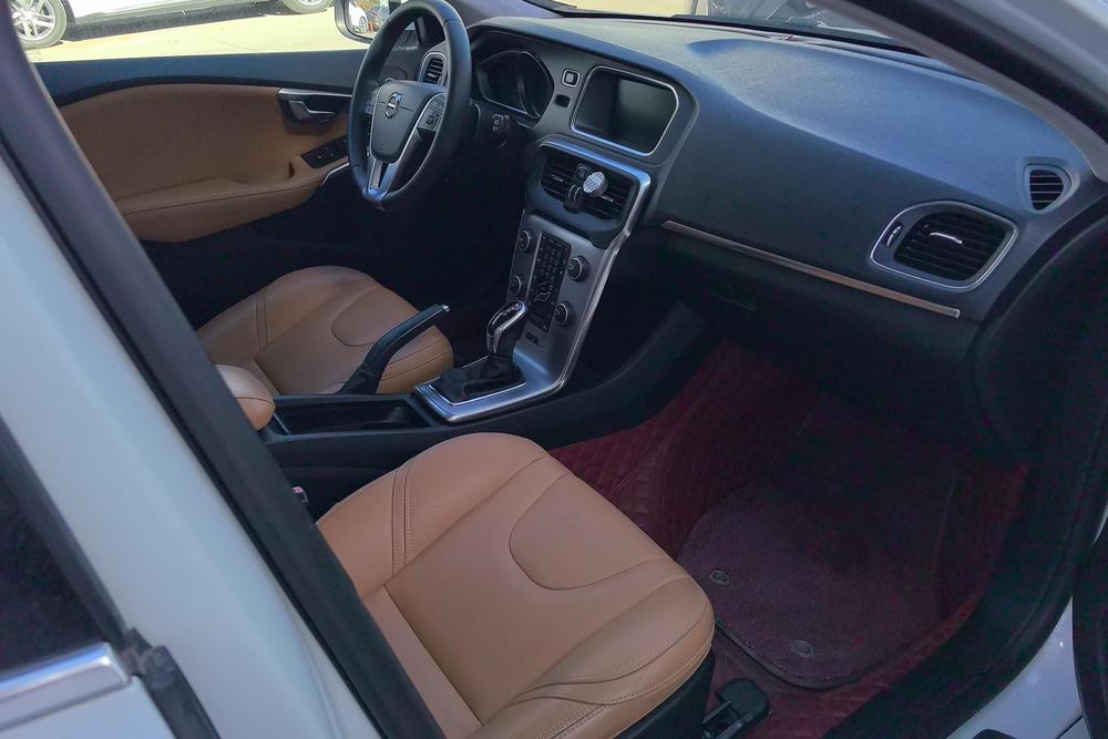 Volvo V40, фото 8