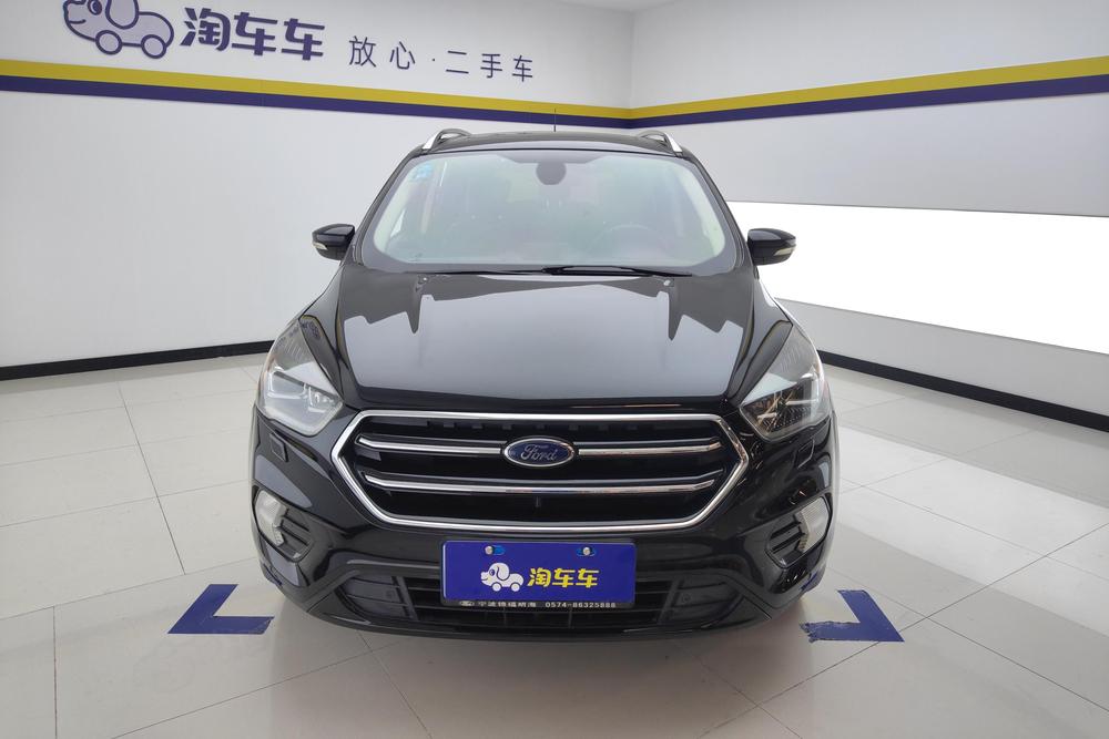 Ford Kuga, фото 2