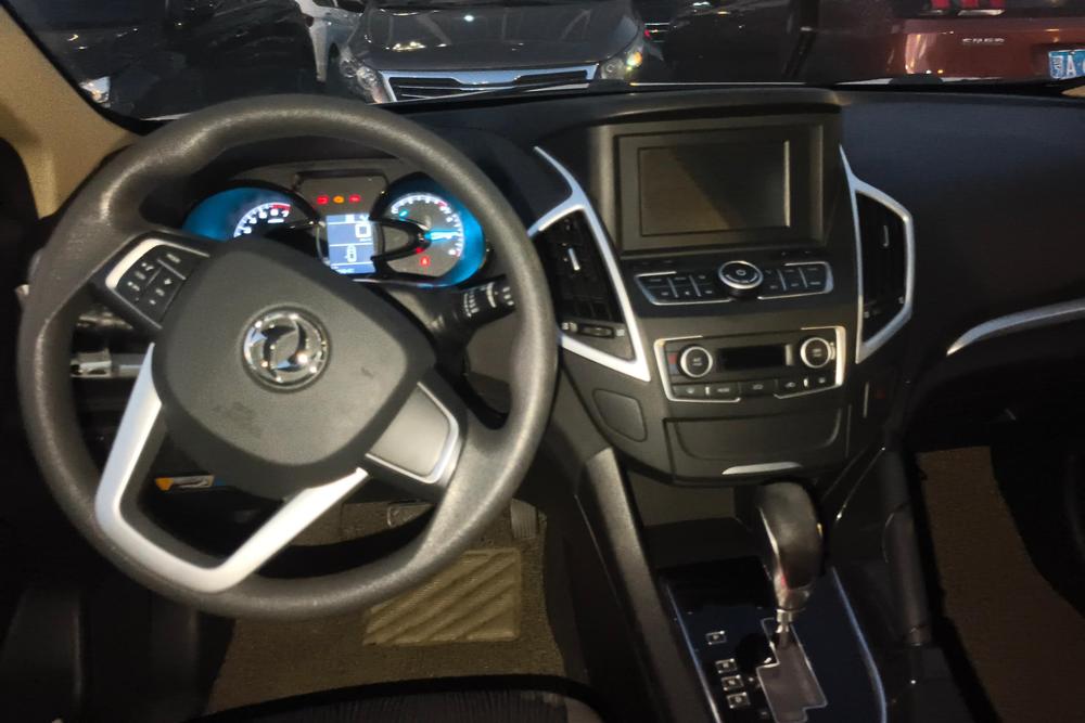 Dongfeng Aeolus AX7, фото 16