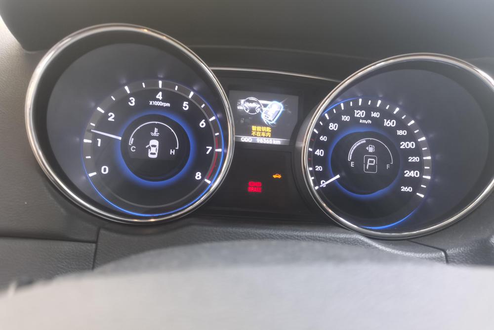 Hyundai Sonata 8, фото 15