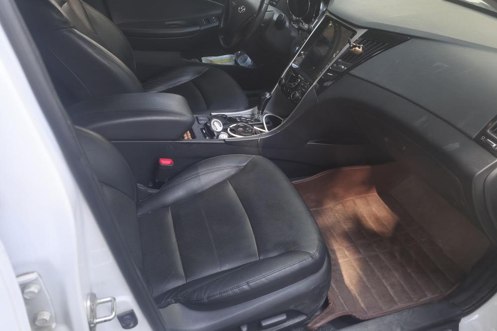 Hyundai Sonata 8, фото 6