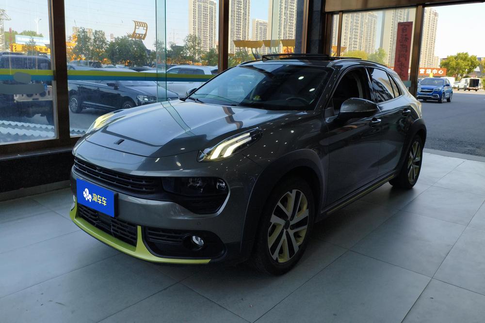 Lynk & Co 02