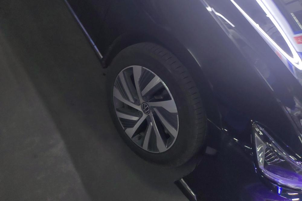 Volkswagen Magotan PHEV, фото 8