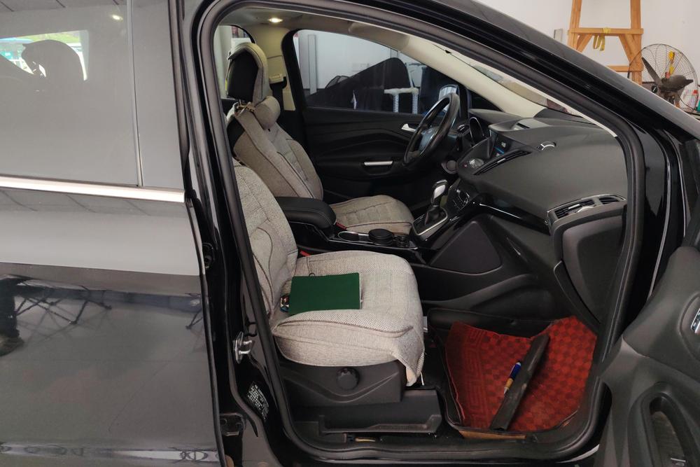 Ford Kuga, фото 17