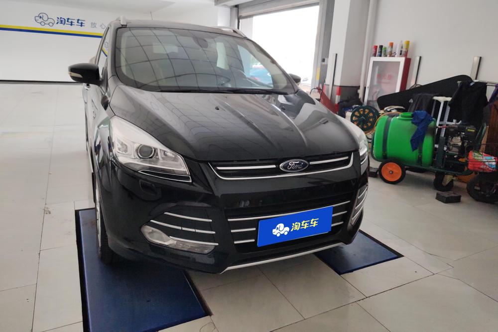 Ford Kuga, фото 2