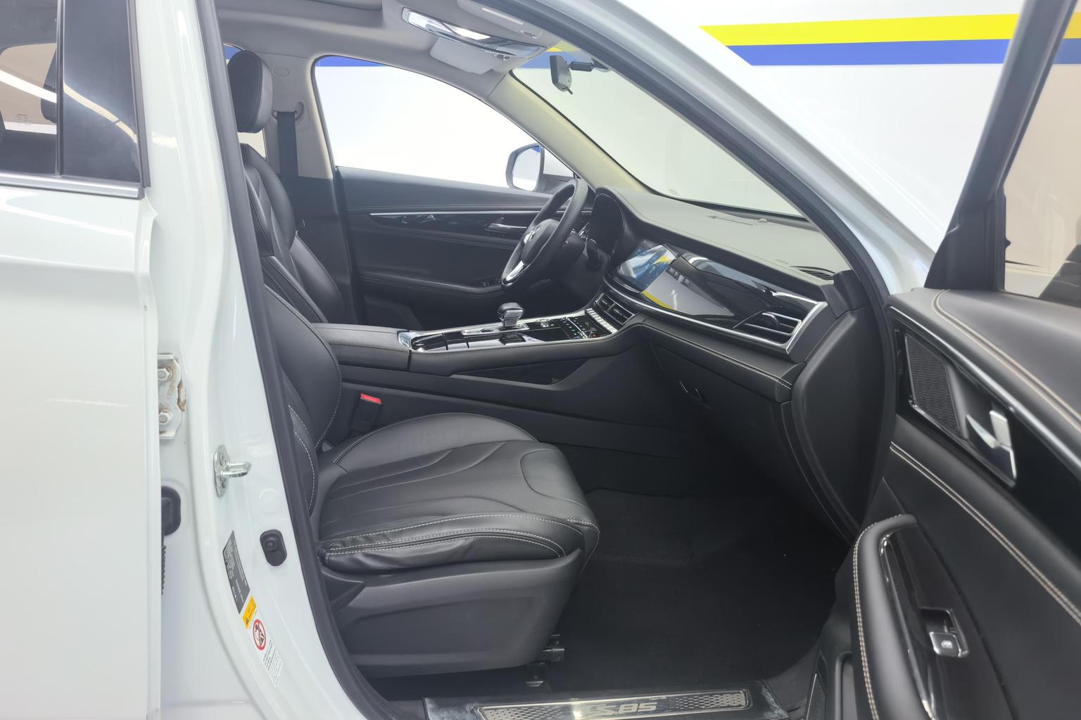 Changan CS85 COUPE 2019 2.0T pin ban China VI