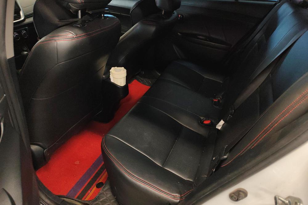 Toyota Yaris L Sedan, фото 16