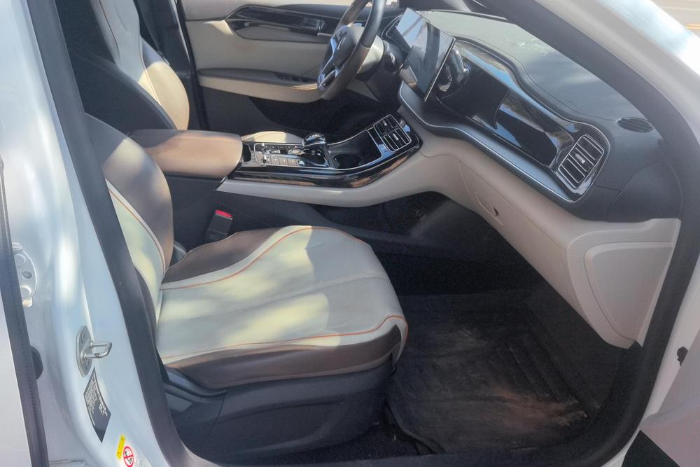 BYD Qin PLUS EV, фото 10