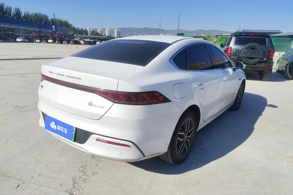 BYD Qin PLUS EV, фото 3