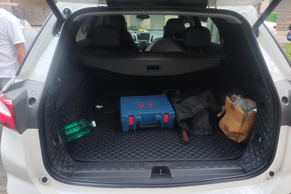 Chevrolet Equinox, фото 17
