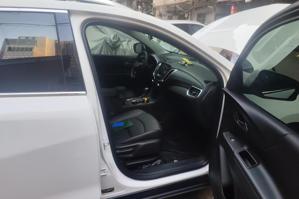 Chevrolet Equinox, фото 16