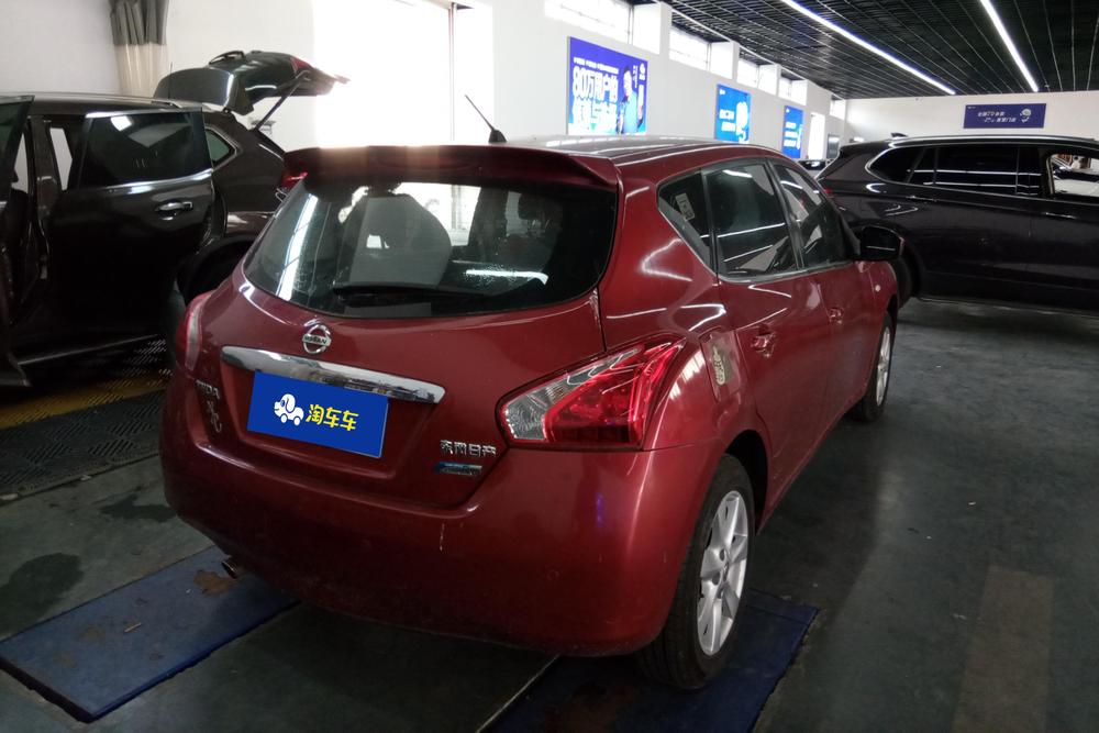 Nissan Tiida, фото 3