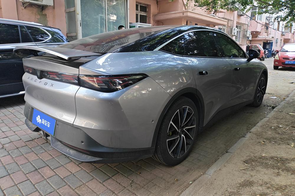 ARCFOX Alpha S5, фото 3