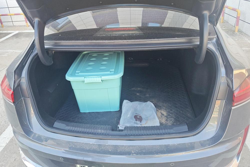 Roewe M7 DMH, фото 17