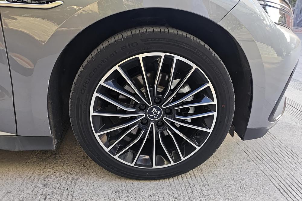 BYD Han EV, фото 9