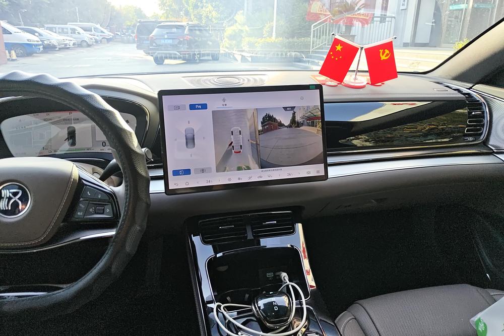 BYD Han EV, фото 11