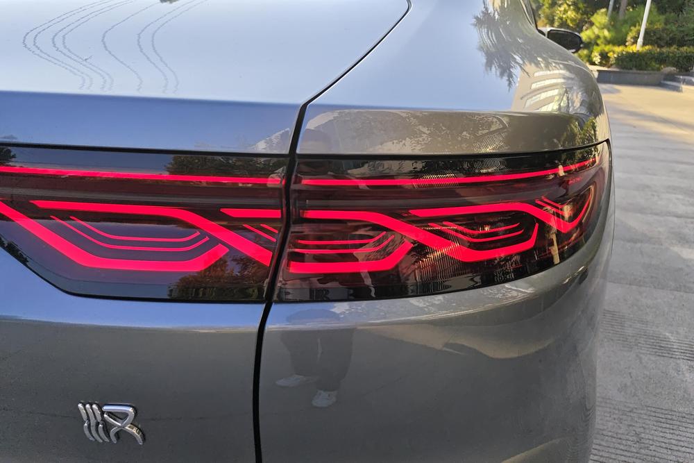 BYD Han EV, фото 5