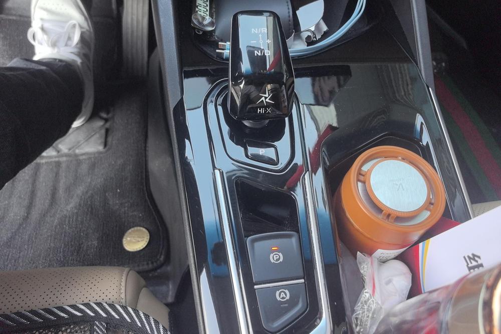 Geely Emgrand L HiP, фото 12