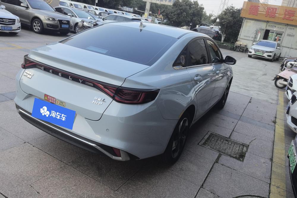 Geely Emgrand L HiP, фото 3