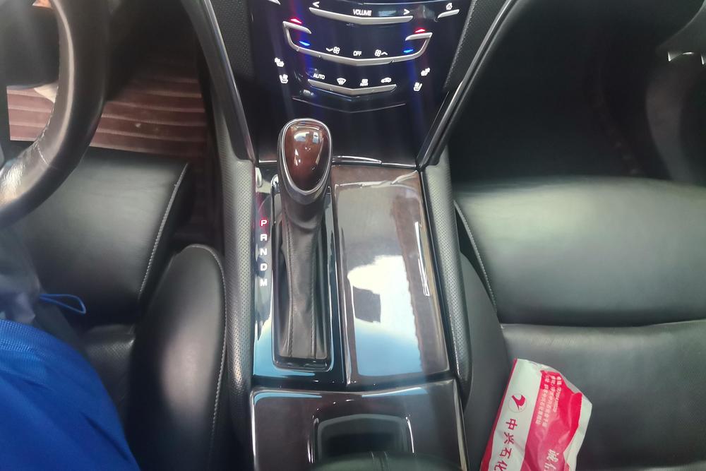 Cadillac XTS, фото 15