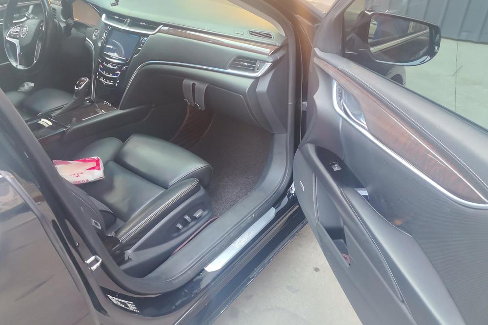 Cadillac XTS, фото 10