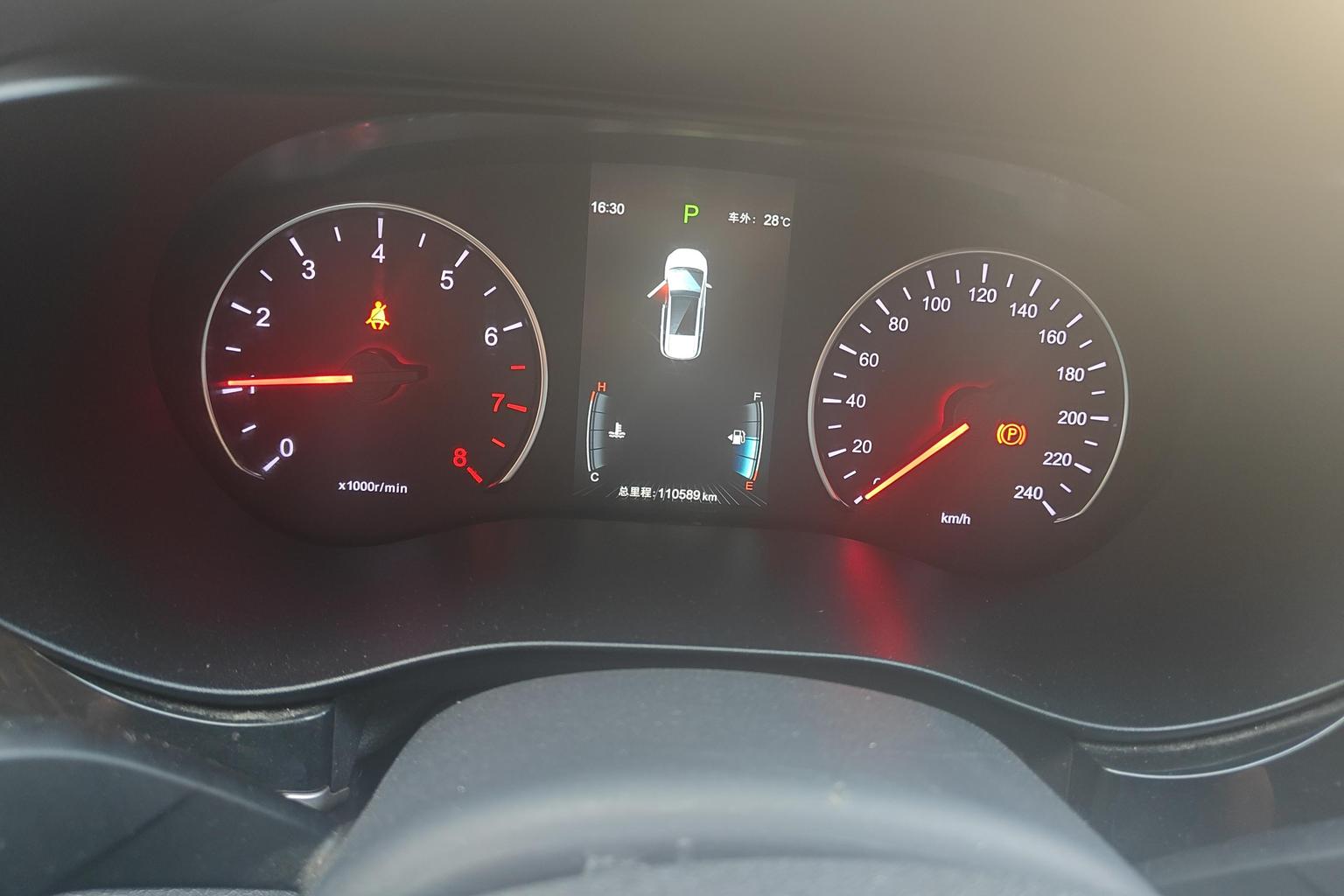 BYD Song MAX 2017 1.5T АКПП zhi lian Elite 7 seats