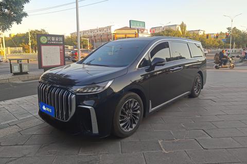 VOYAH Dreamer PHEV
