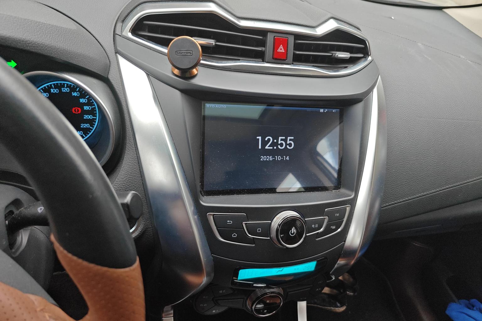 BYD Yuan 2016 1.5TID АКПП zun rong xing