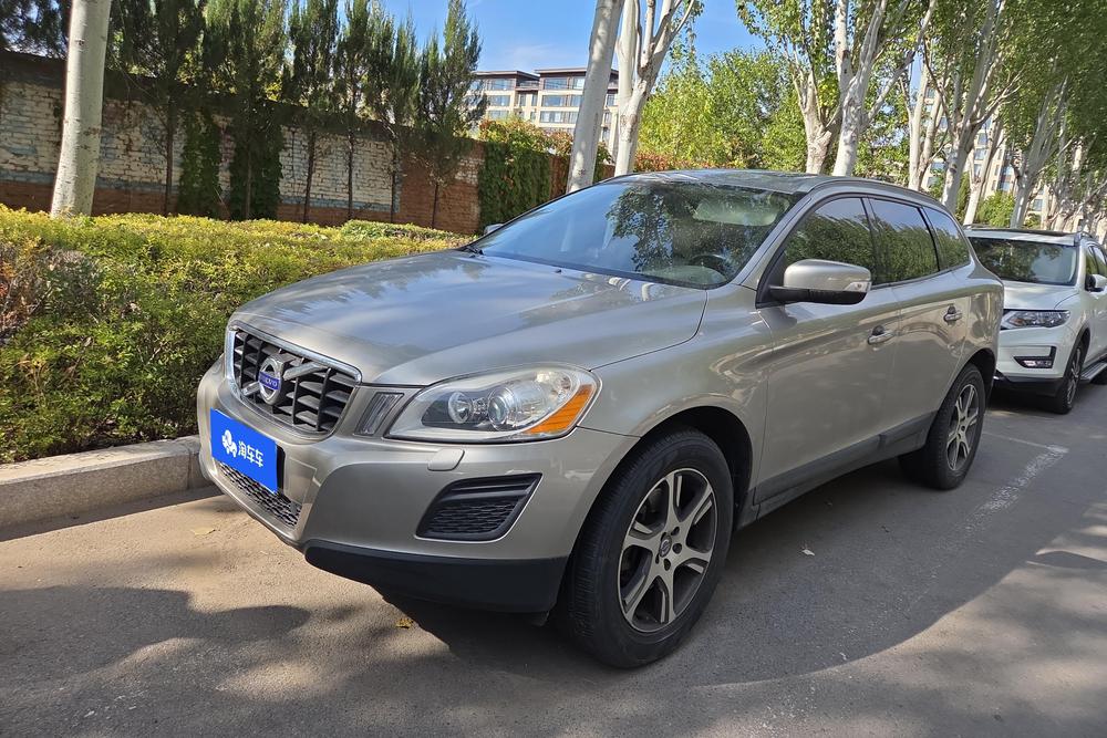 Volvo XC60 (Import)