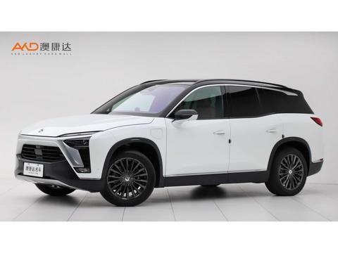 Nio ES8