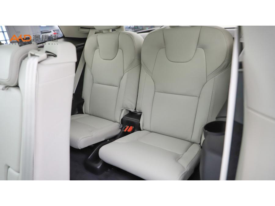 Volvo XC90 PHEV 2025 E T8 Luxury 7 мест