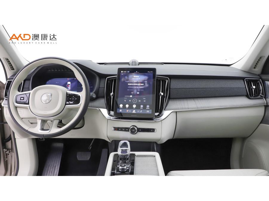 Volvo XC90 PHEV 2025 E T8 Luxury 7 мест