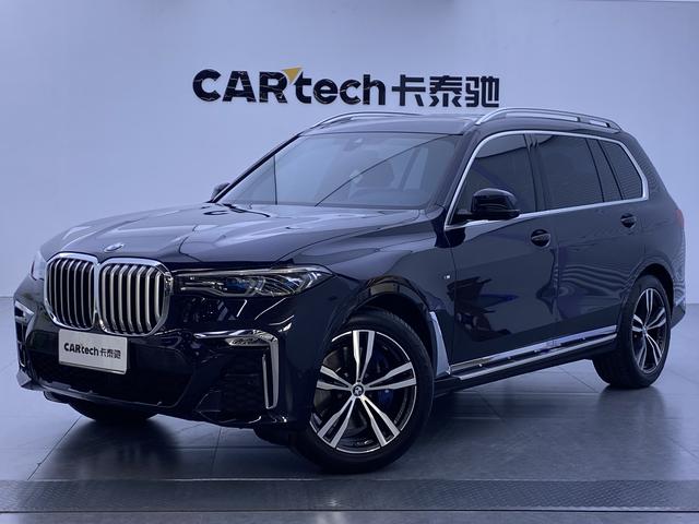 BMW X7 2022 года выпуска