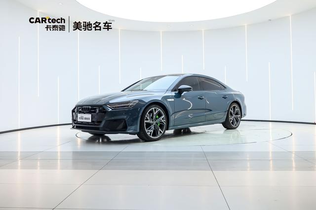 Audi A7 2022 года выпуска
